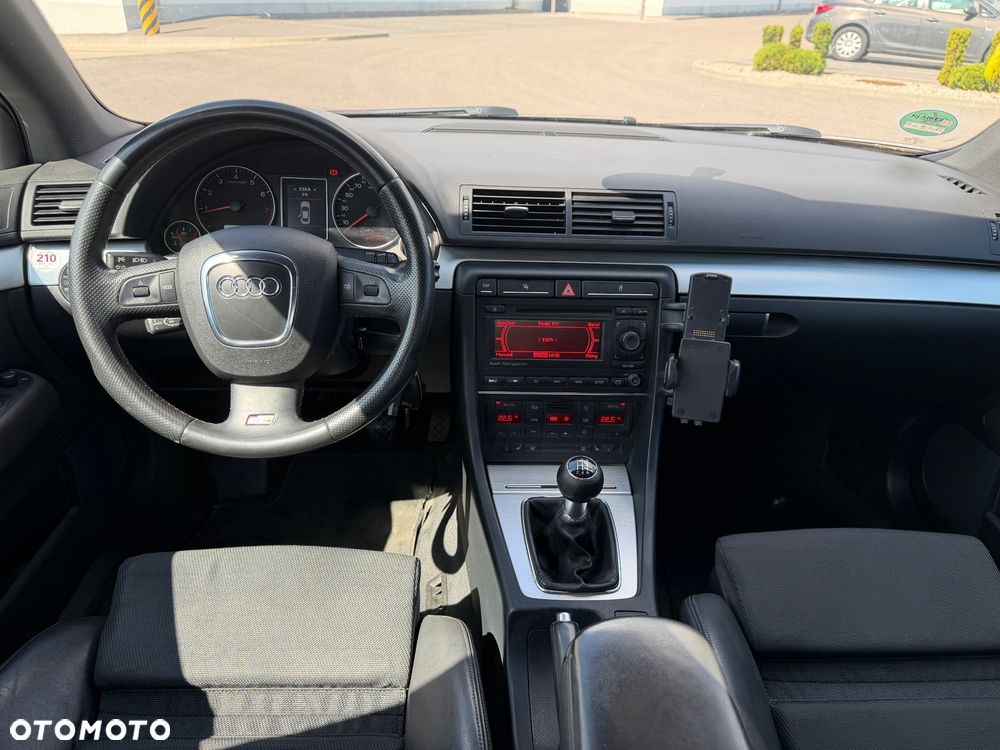 Audi A4 Avant 1.8 T - 25