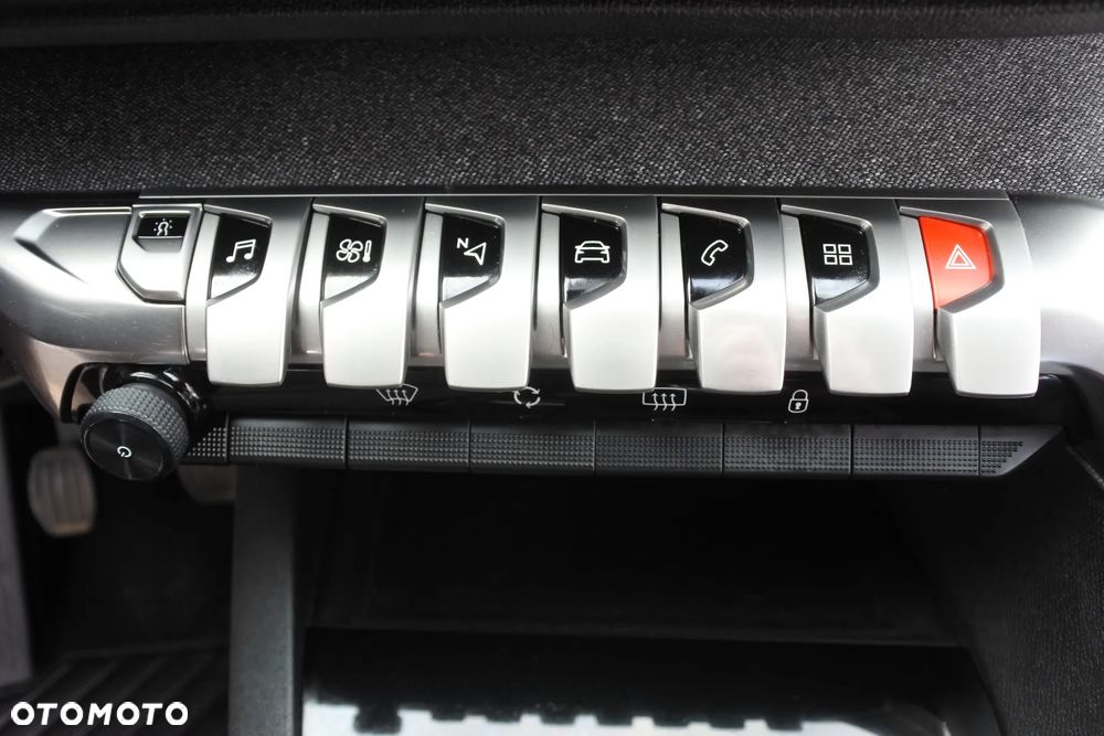 Peugeot 3008 BlueHDi 150 Stop & Start Allure - 17