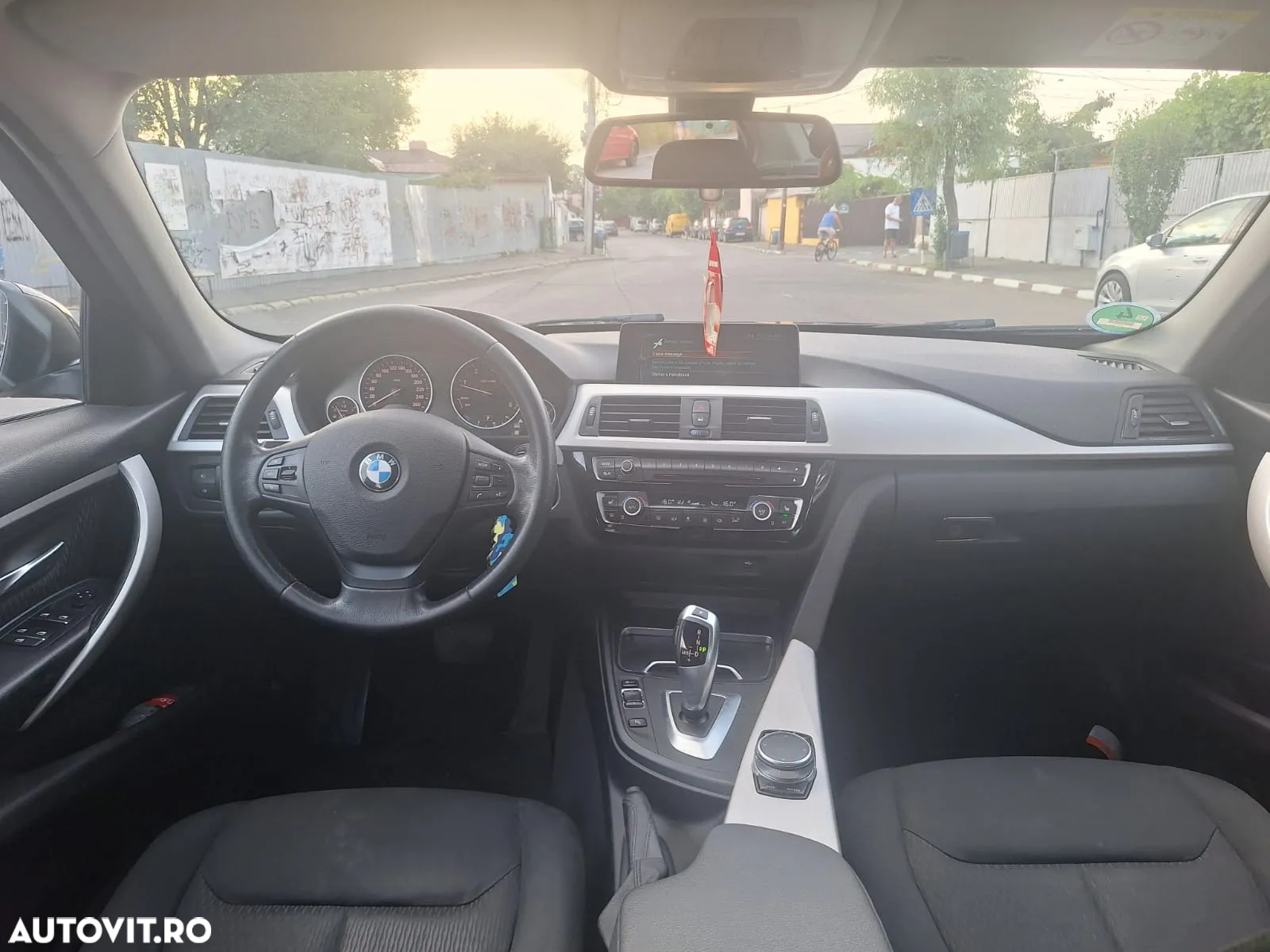 BMW Seria 3 318d Aut. Advantage - 5