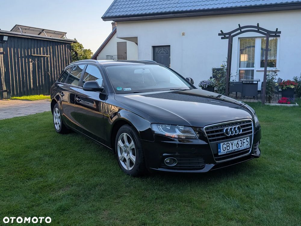 Audi A4 Avant - 1