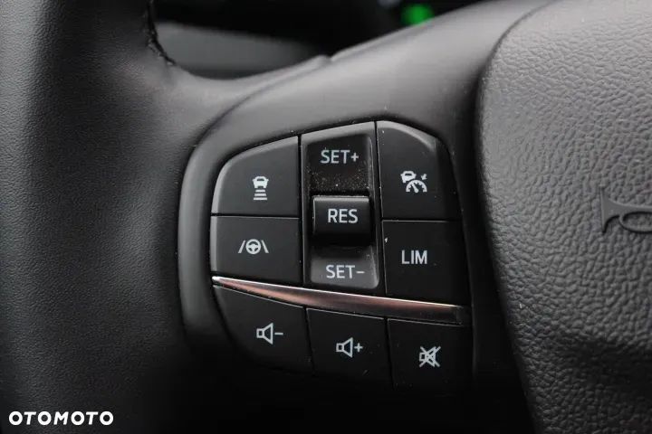 Ford Focus 1.0 EcoBoost Hybrid TITANIUM X - 14
