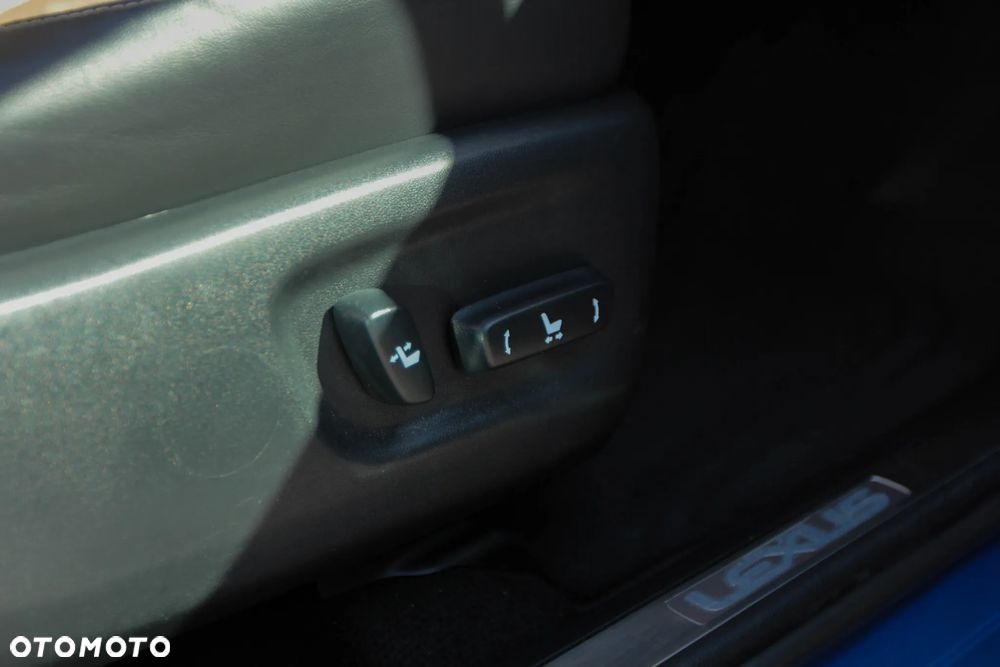 Lexus NX 300h Comfort AWD - 29