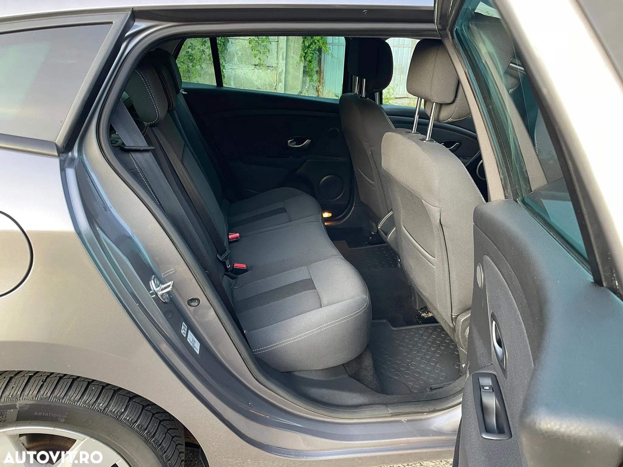 Renault Megane - 11