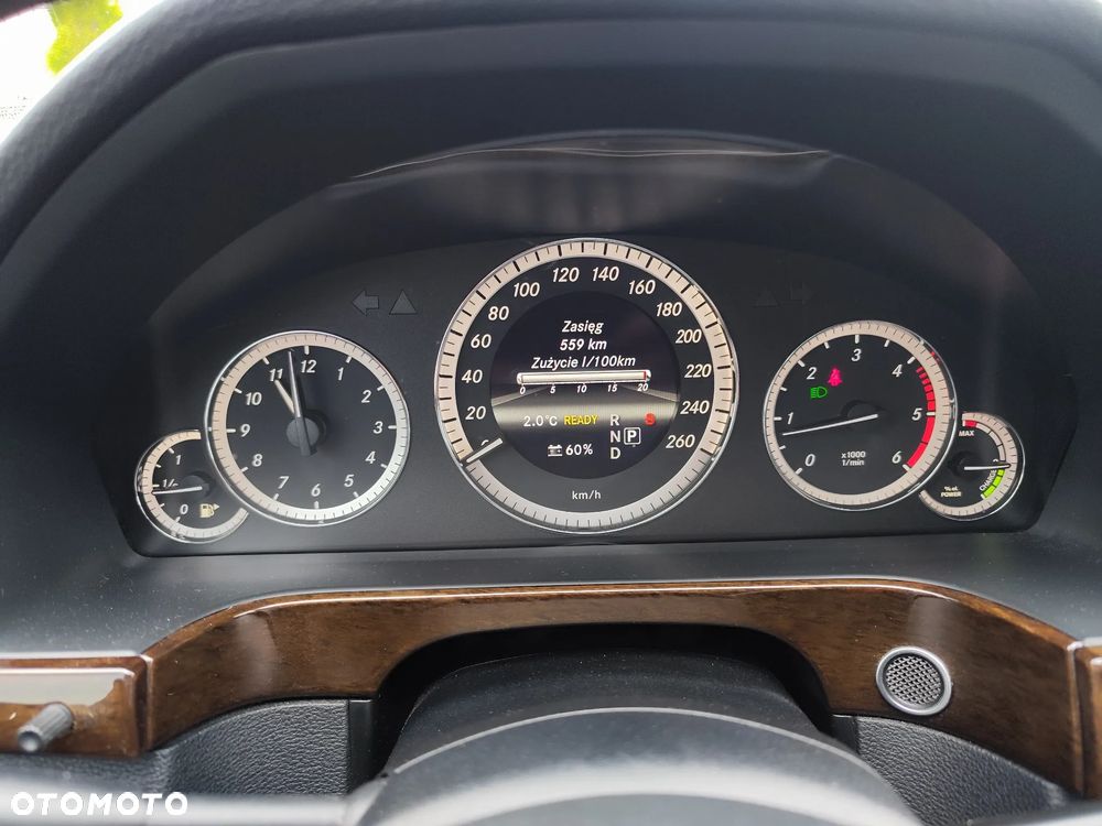 Mercedes-Benz Klasa E - 15