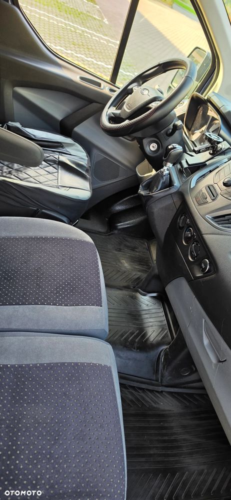 Ford Transit Custom - 22