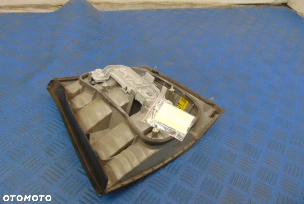OPEL VECTRA C LAMPA TYLNA LEWA - 4
