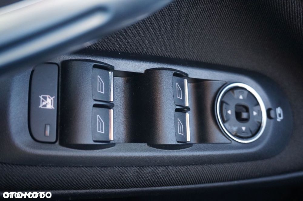 Ford S-Max 2.0 Trend - 5