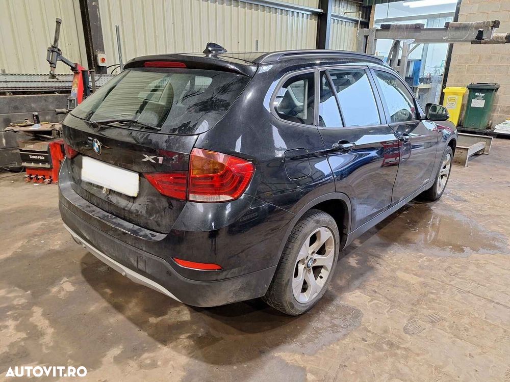 Prag Stanga BMW X1 2014 SUV Negru - 4