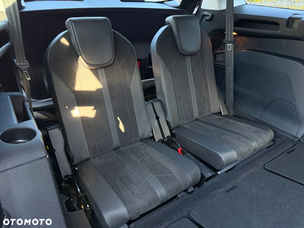 Peugeot 5008 2.0 BlueHDi Allure Pack S&S EAT8 - 27