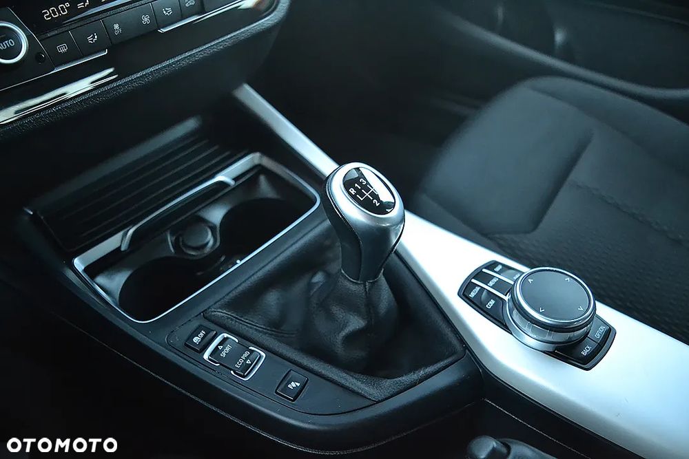 BMW Seria 1 - 31