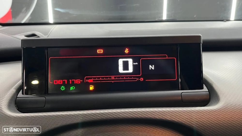 Citroën C4 Cactus 1.6 BlueHDi Feel ETG6 - 24