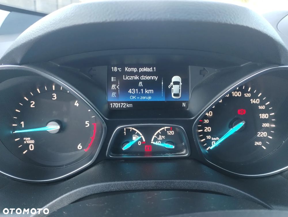 Ford Kuga 2.0 TDCi 4x4 Vignale - 12