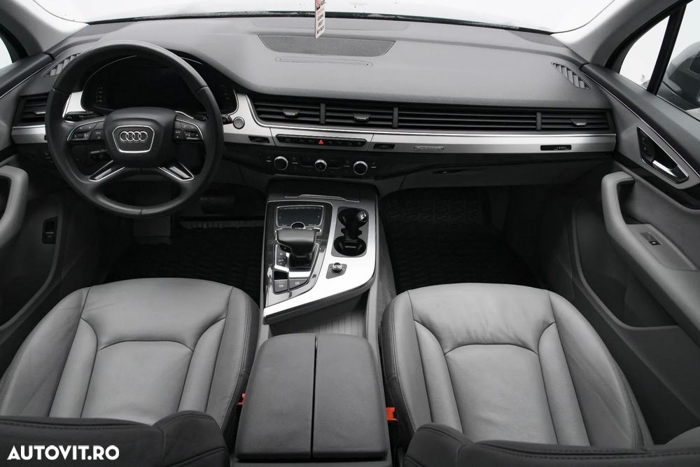 Audi Q7 - 8