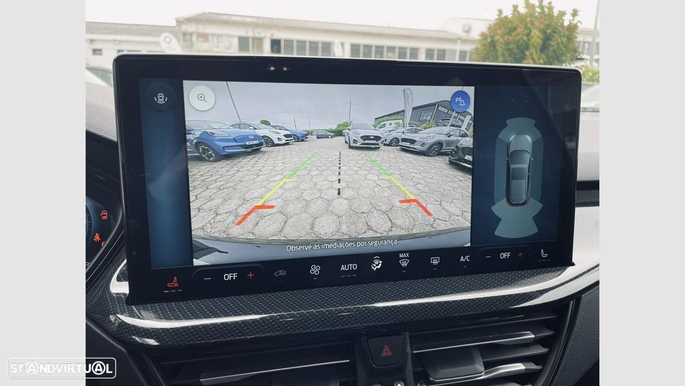 Ford Focus 1.0 EcoBoost MHEV ST-Line X - 13