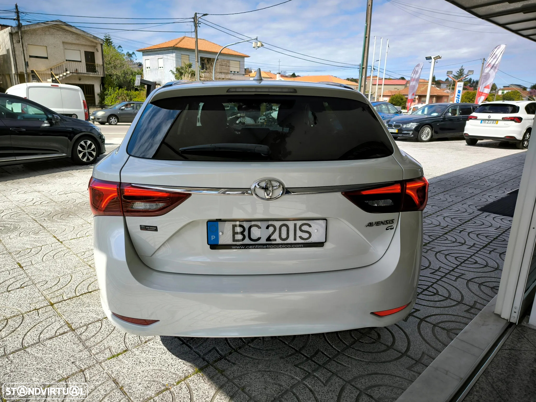 Toyota Avensis Touring Sports 1.6 D-4D Exclusive +P.Business - 4