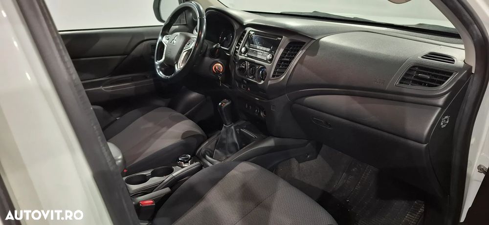 Mitsubishi L200 Double Cab 2.2 DI-D M/T Instyle - 7