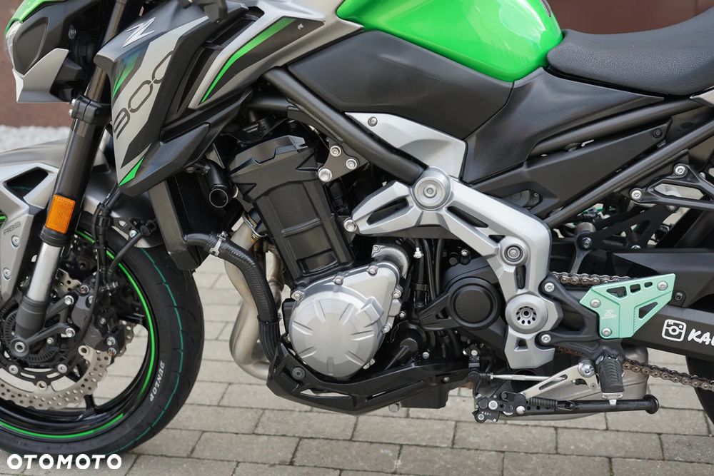 Kawasaki Z 900 - 29