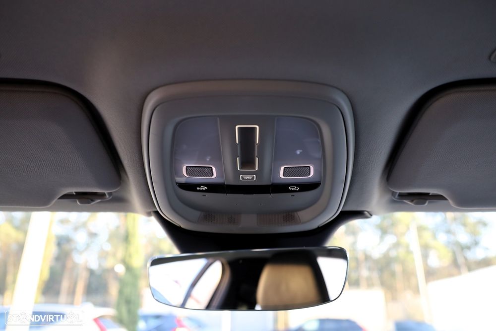 Volvo V90 2.0 T6 PHEV Plus Dark AWD - 38