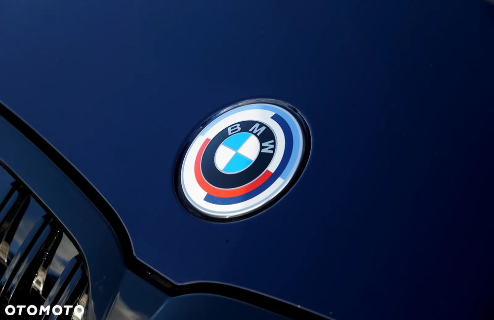 BMW Seria 3 330e PHEV M Sport - 13