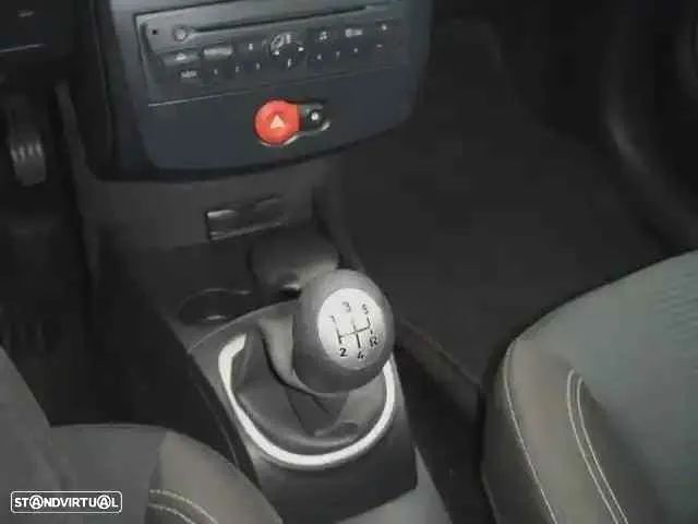 Renault Clio 1.2 16V Dynamique Luxe - 20
