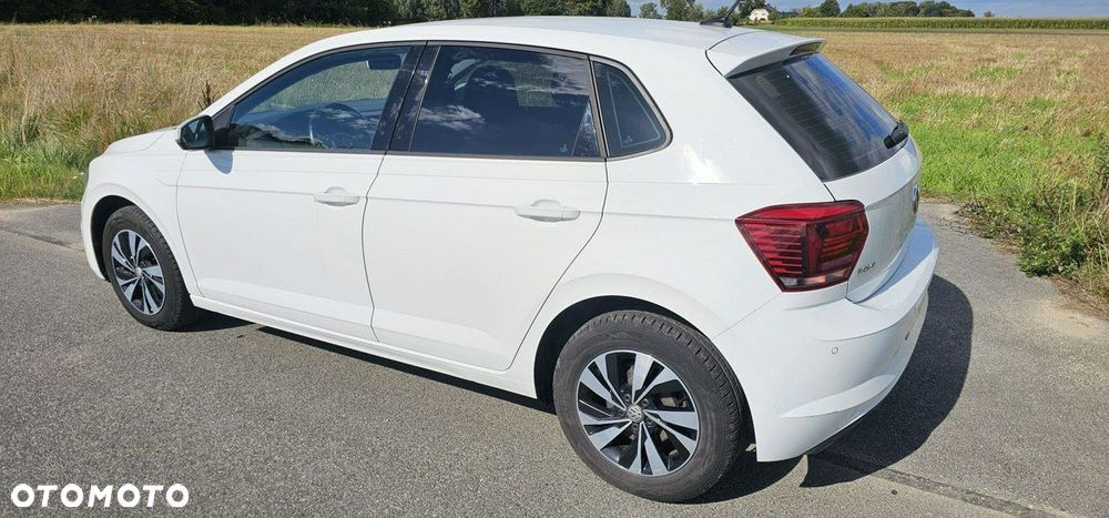 Volkswagen Polo - 3