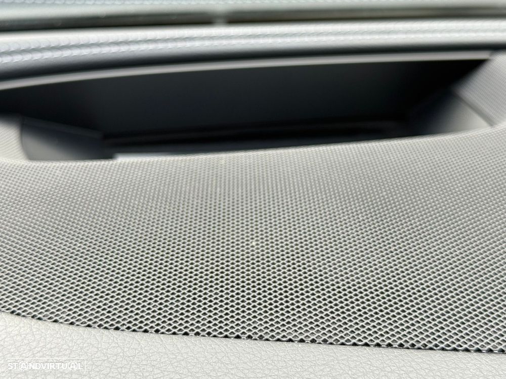 Mercedes-Benz CLS 400 d 4Matic AMG Line - 22