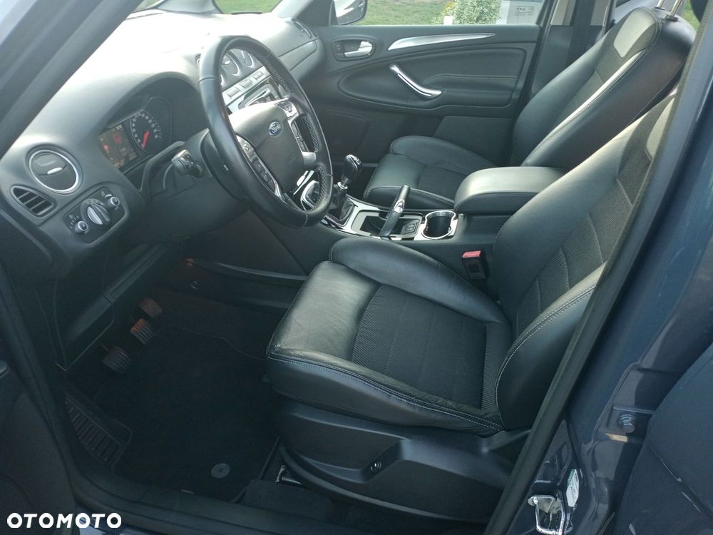 Ford S-Max 2.0 TDCi DPF Titanium X - 17
