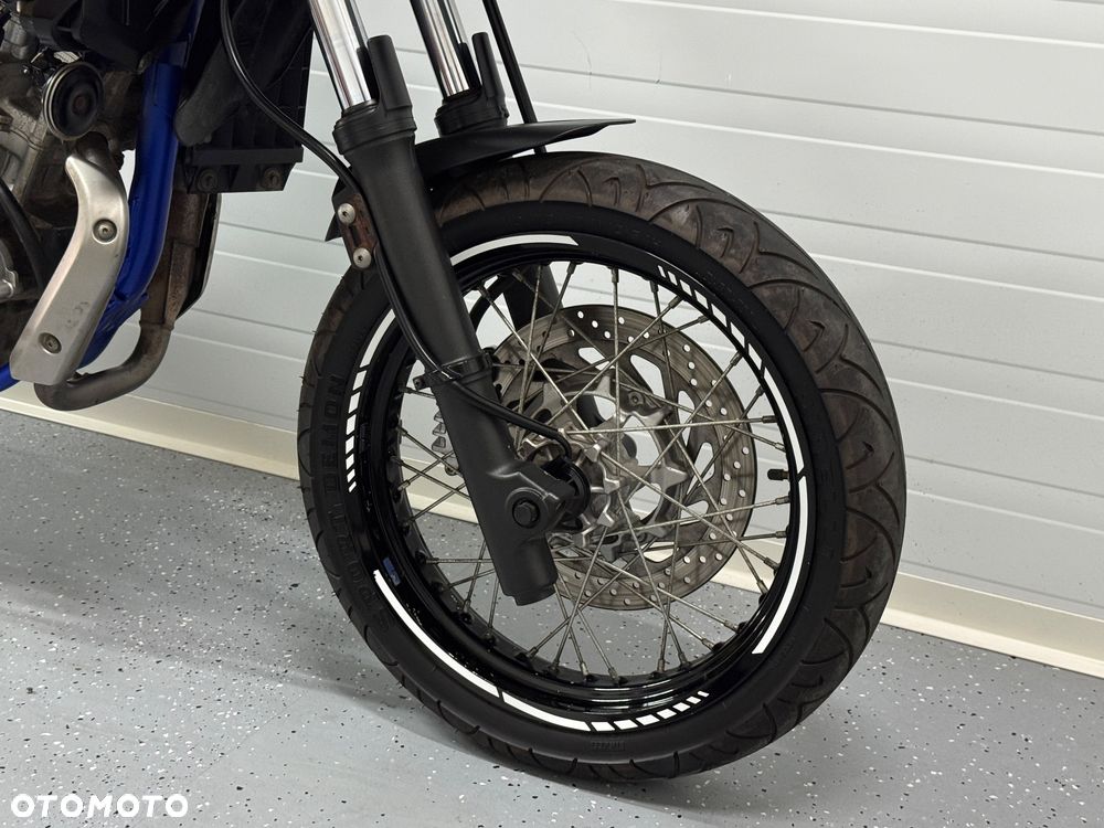 Yamaha WR - 9