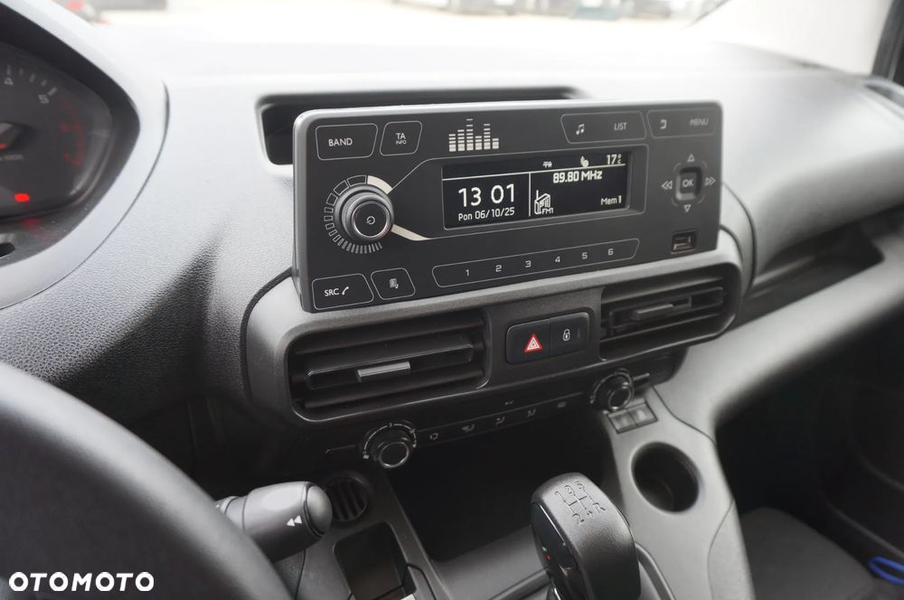 Peugeot PARTNER VAN 3 osobowy VAT-1 MOCNY SILNIK 1.6HDI 100KM EURO-6 - 25
