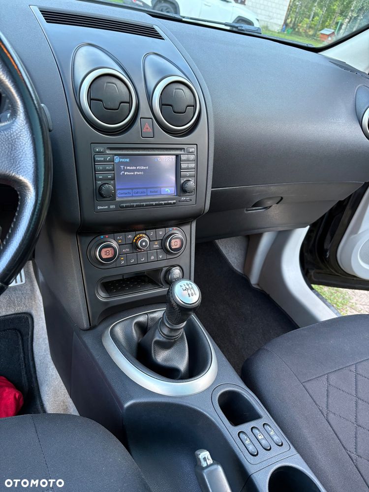 Nissan Qashqai+2 2.0 Tekna Premium - 6