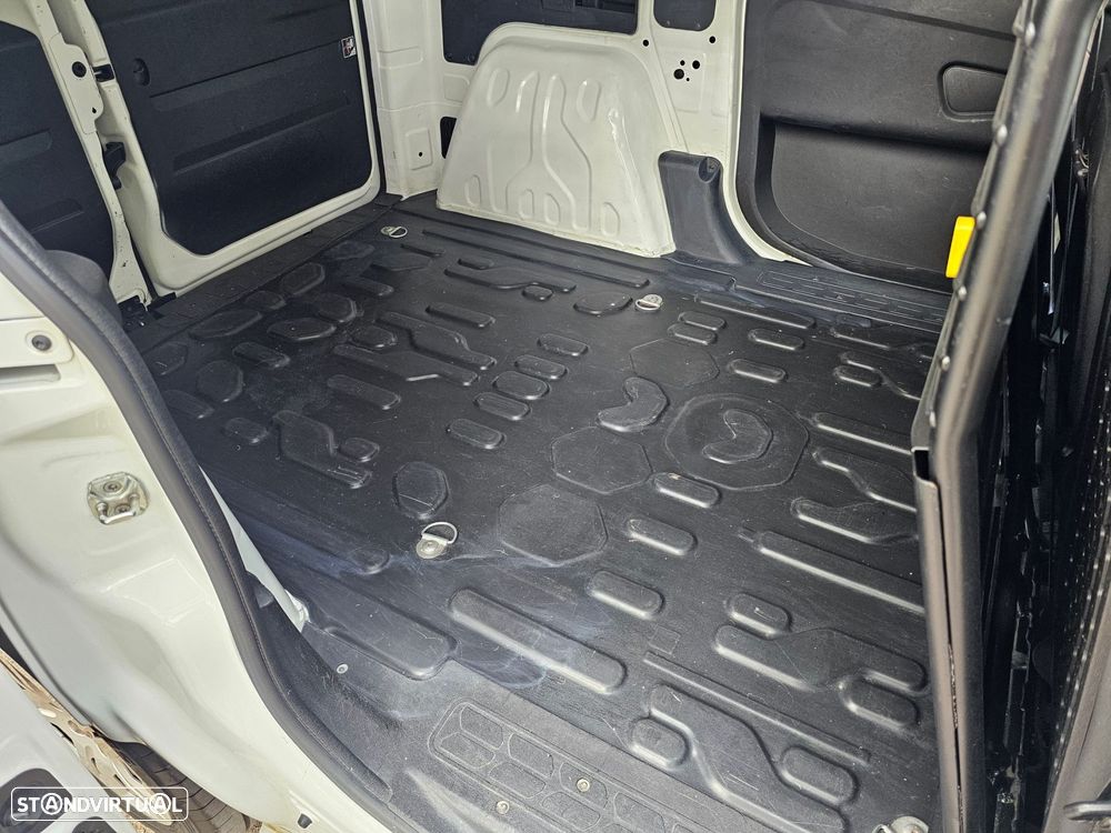 Fiat Doblo 1.3 MJ Easy 3L - 12
