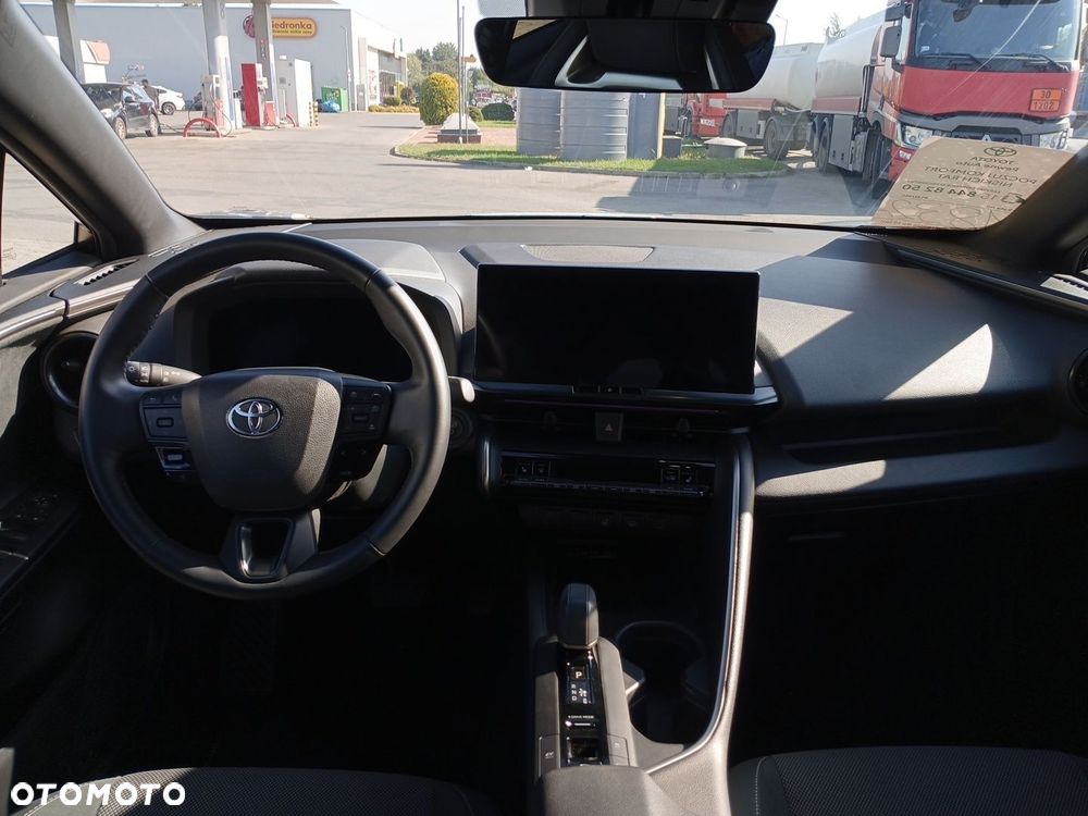 Toyota C-HR - 11