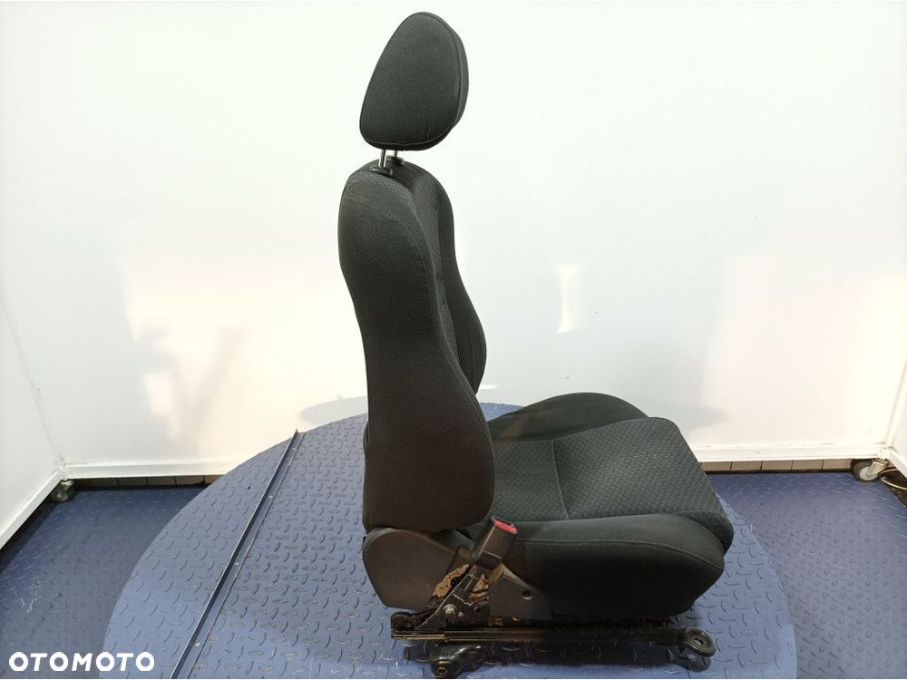 TOYOTA AVENSIS II T25 FOTEL KIEROWCY PRZÓD LEWY EU - 6