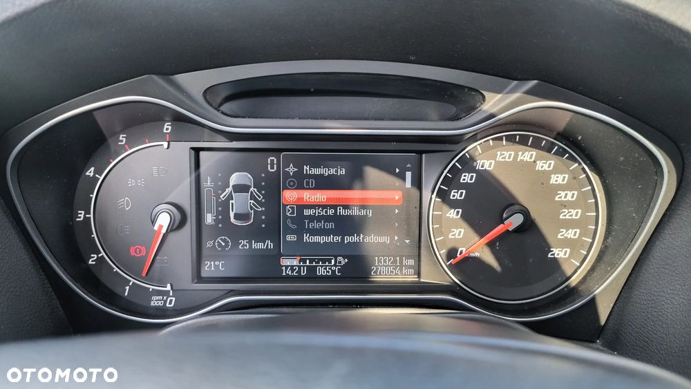 Ford S-Max 2.2 TDCi DPF Titanium X - 21