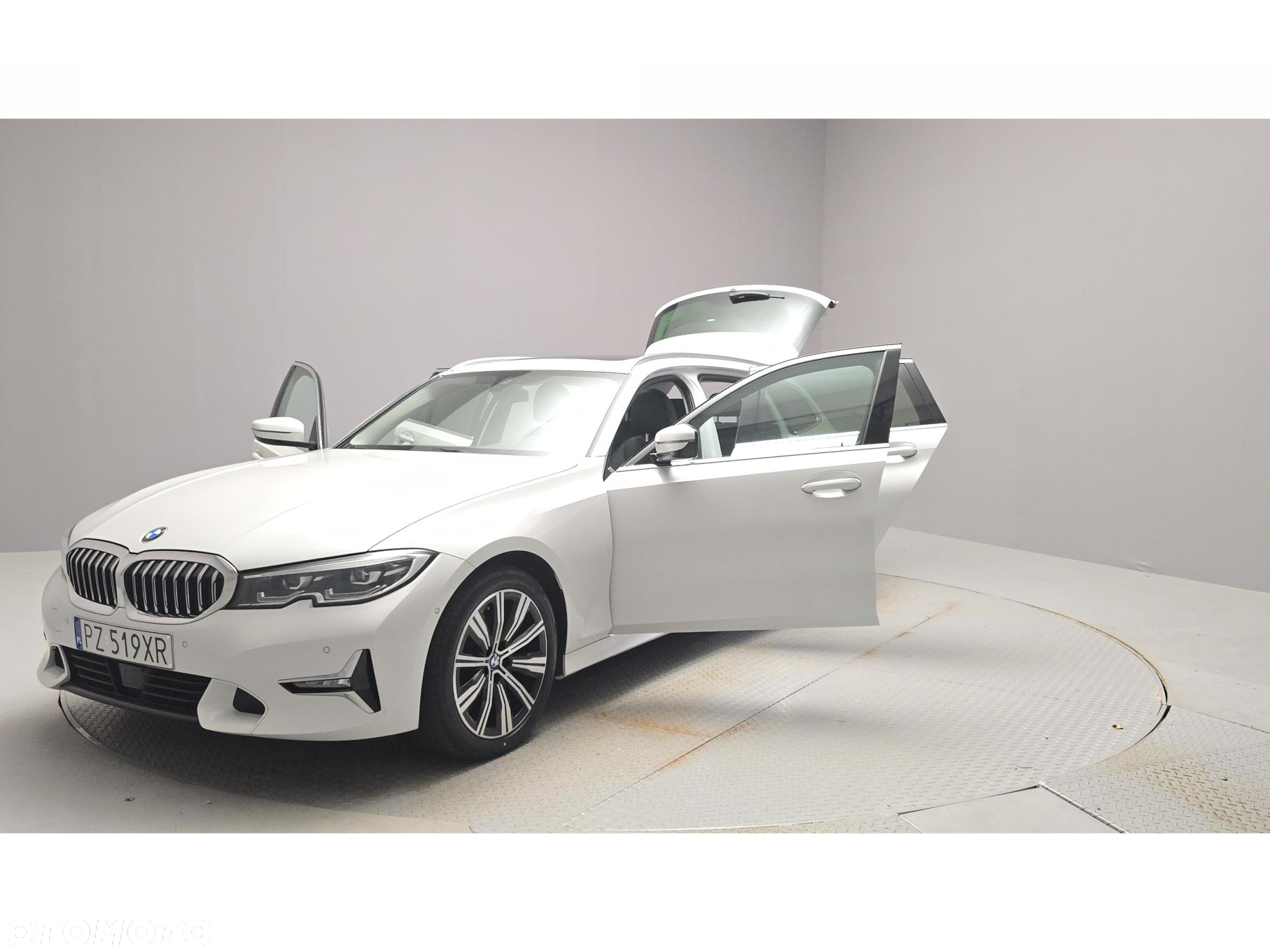 BMW Seria 3 320d xDrive Luxury Line - 13
