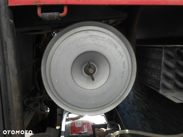 Obudowa filtra powietrza Massey Ferguson 6180