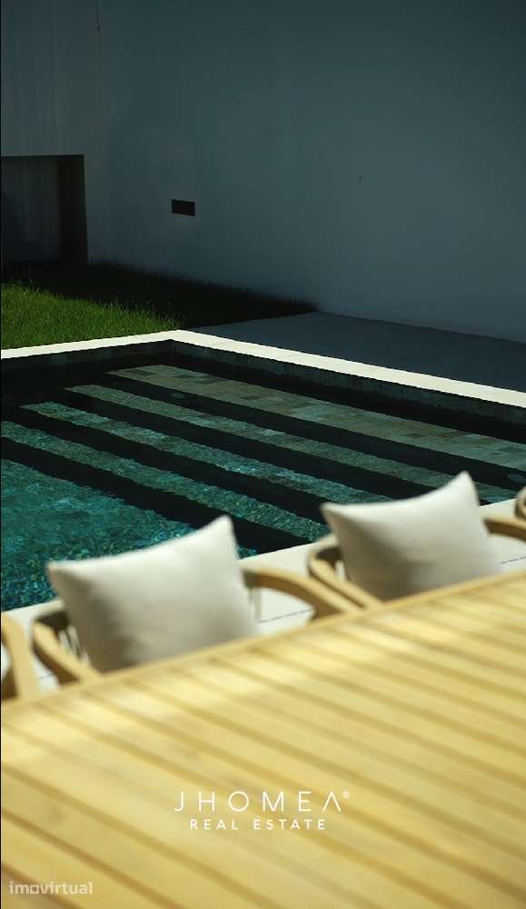Moradia T5 com piscina - Praia da Barra - Grande imagem: 3/14