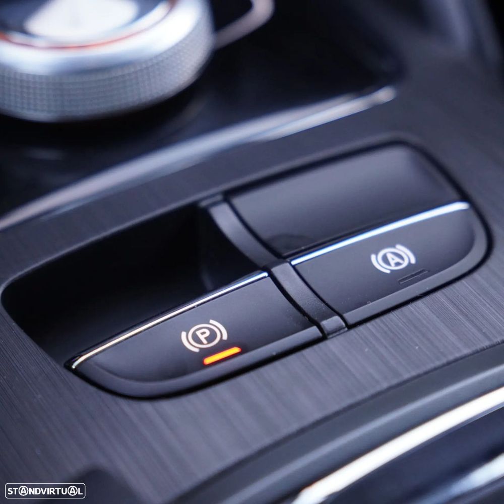 MG ZS EV 44.5 kWh Luxury - 36