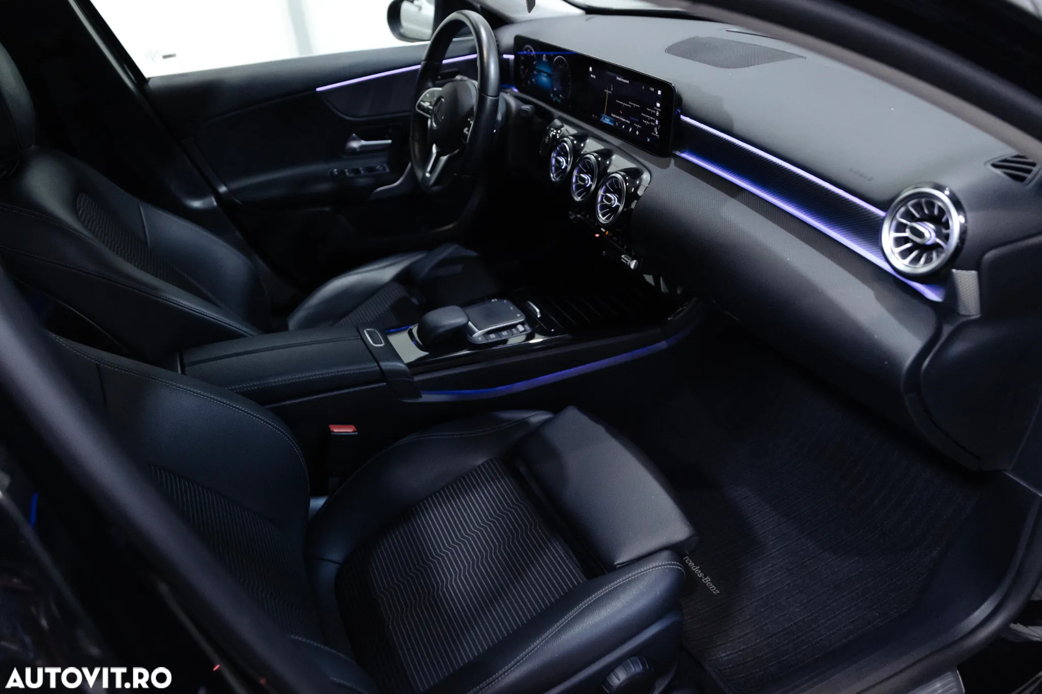 Mercedes-Benz A 250 e 8G-DCT - 15