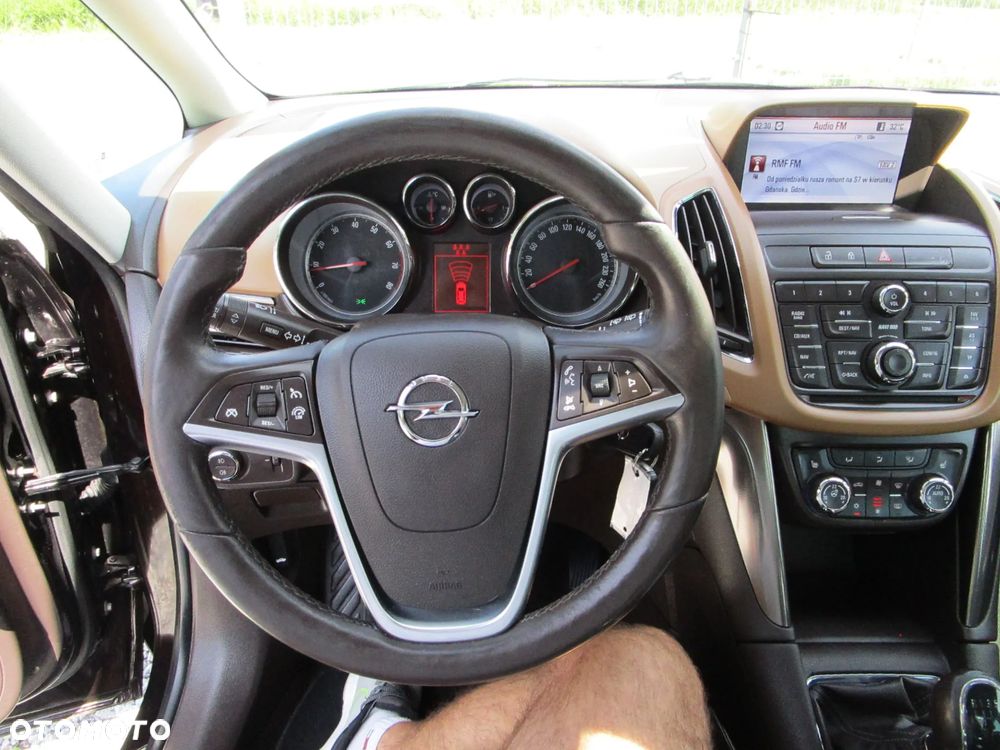 Opel Zafira Tourer 1.4 Turbo Innovation - 35