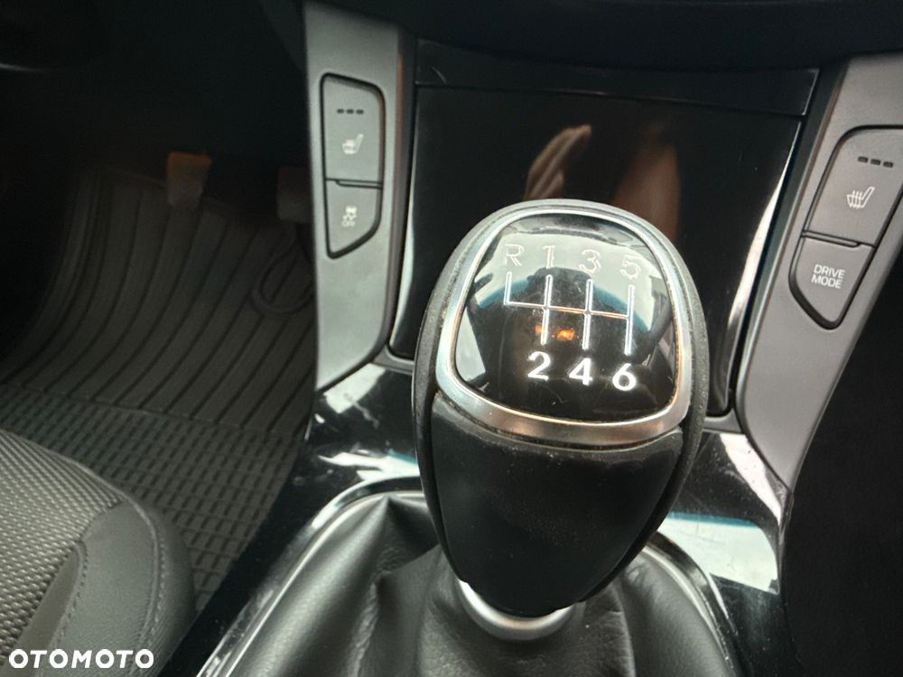 Hyundai i40 Kombi blue 1.6 Trend - 20