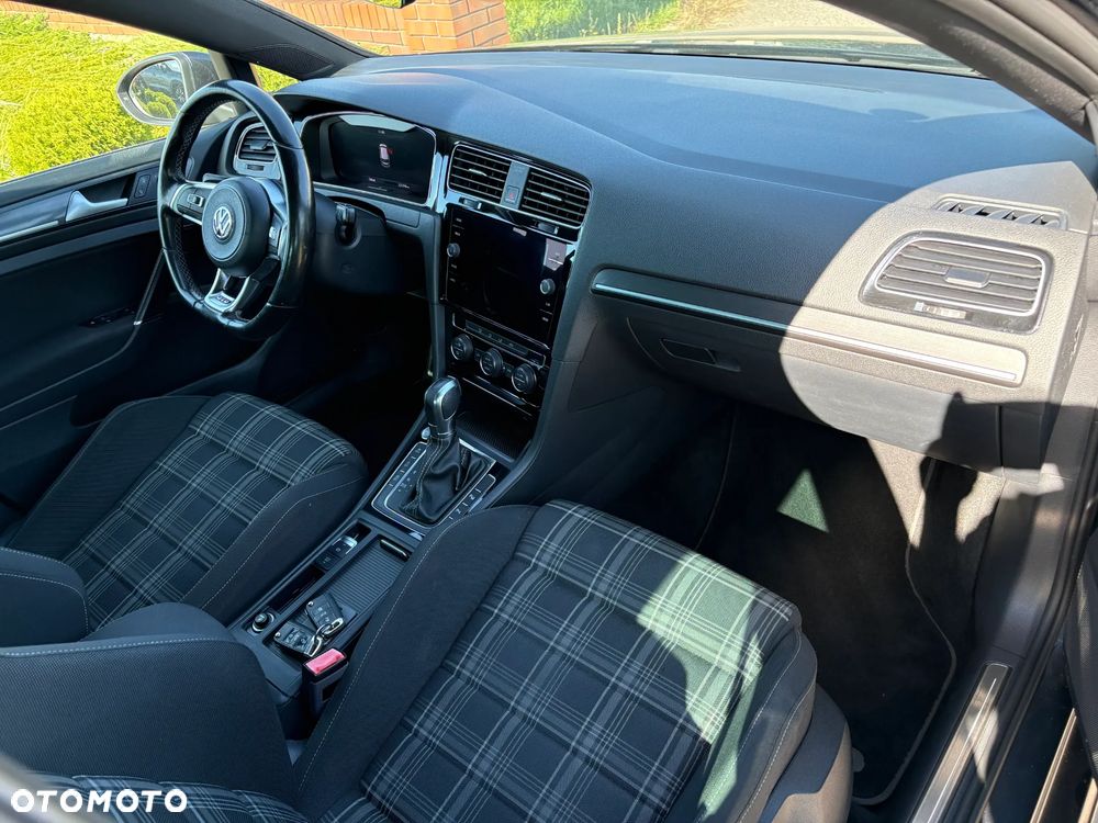 Volkswagen Golf GTD 2.0 TDI SCR DSG - 10