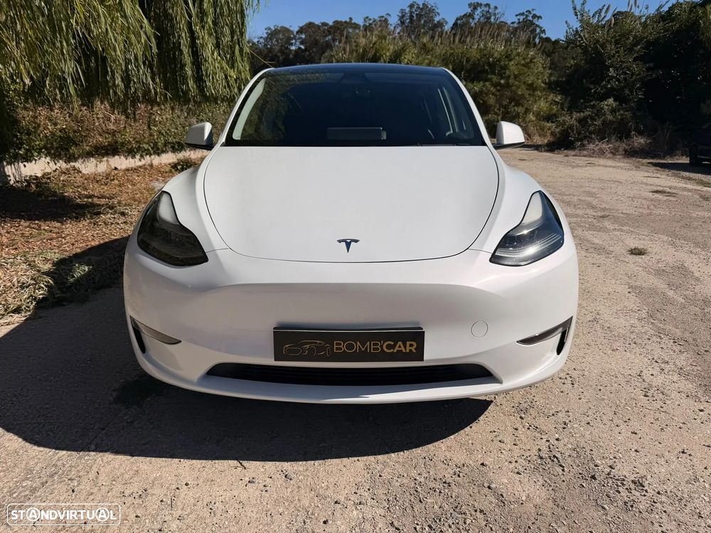 Tesla Model Y Long Range Dual Motor AWD - 4