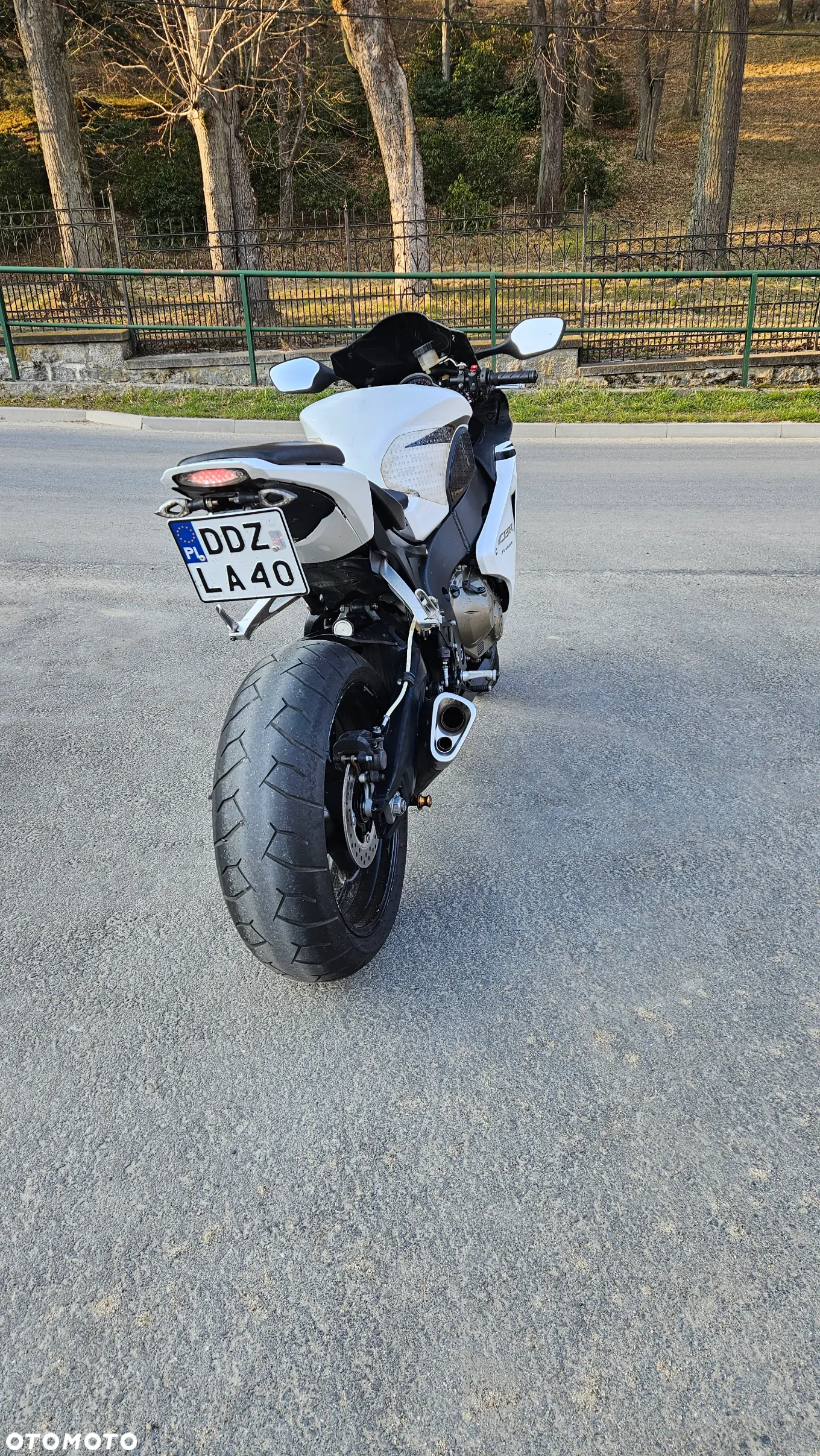 Honda CBR - 8