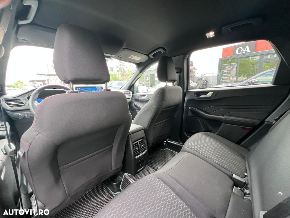 Ford Kuga - 15