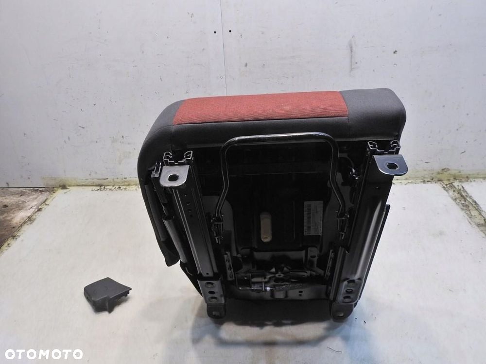 FOTEL PRAWY TYŁ VW GOLF V PLUS - 5