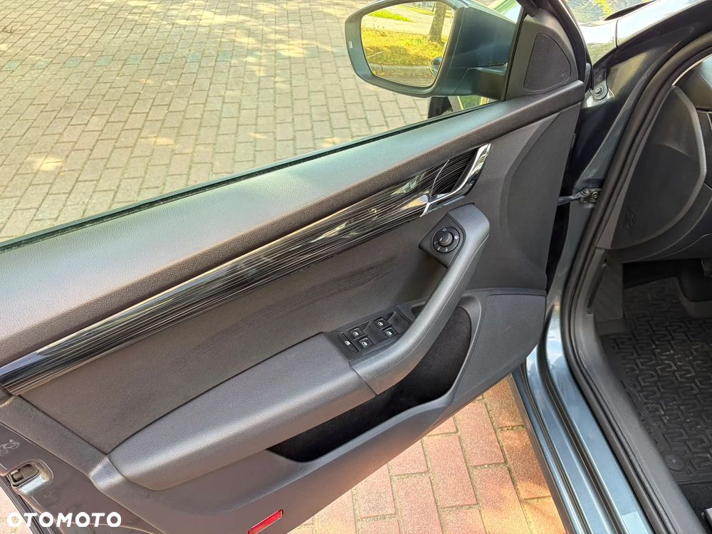 Skoda Octavia 2.0 TDI Edition DSG EU6 - 8