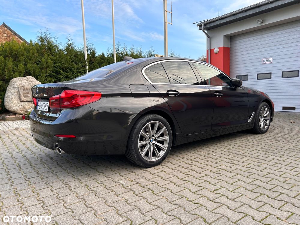 BMW Seria 5 520d Efficient Dynamics Edition Luxury Line - 4