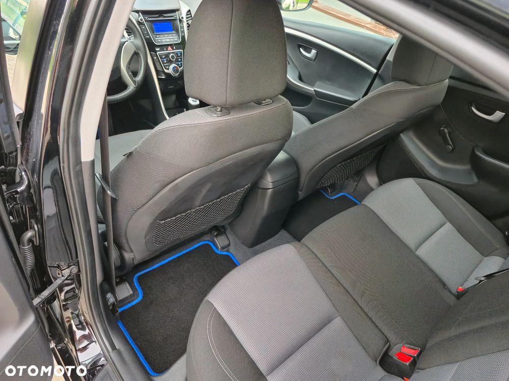 Hyundai i30 blue 1.6 GDI Style - 18