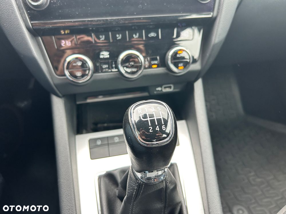 Skoda Octavia 1.0 TSI GPF Ambition - 25